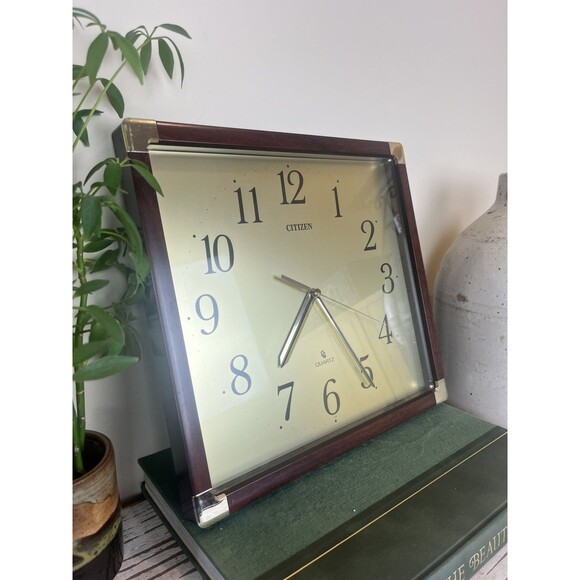 Vintage Citizen Quartz 12” Wall Clock Japan / Retro 1980’s Vibe / Office Home - Picture 3 of 7